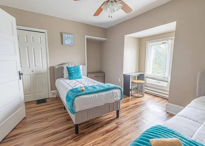 Bright Mount Washington 3br With Deck Apartment *
